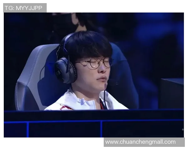 Faker神王皮肤概念图走红 英雄联盟玩家热议期待官方回应